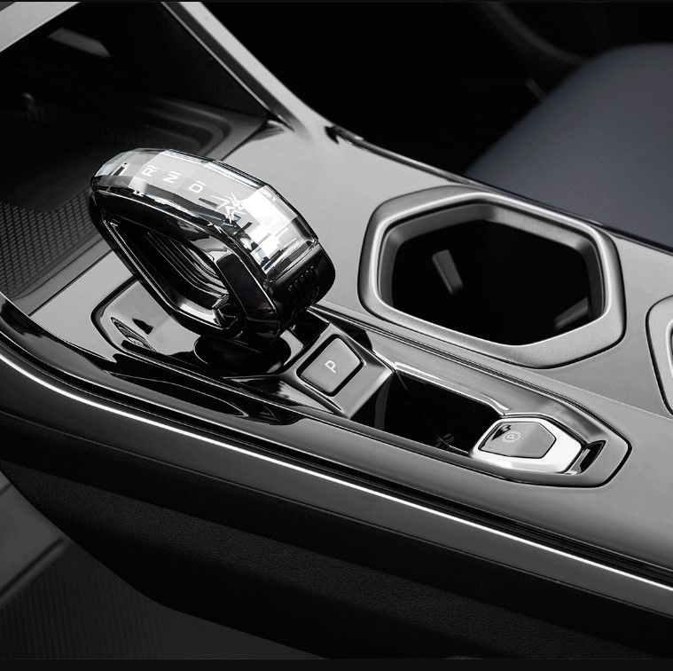 В интерьере