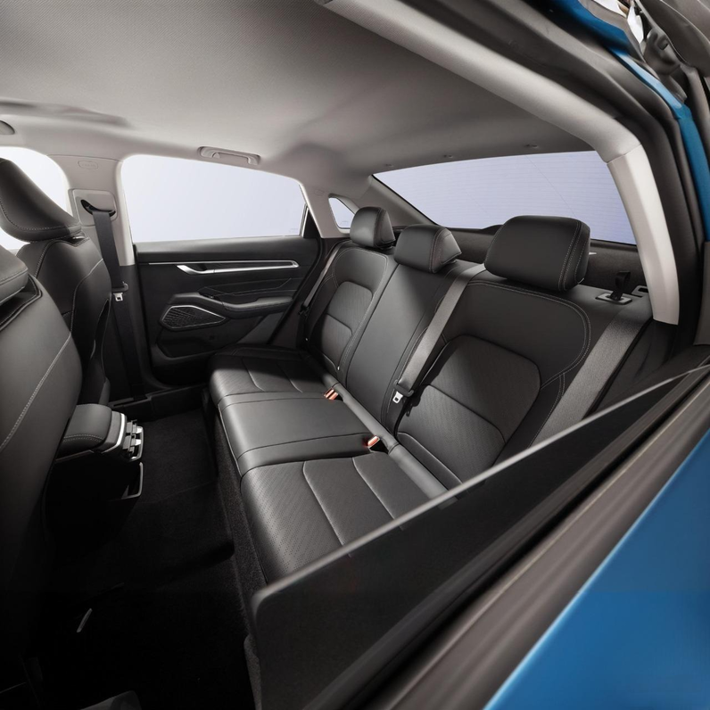 Задние сиденья