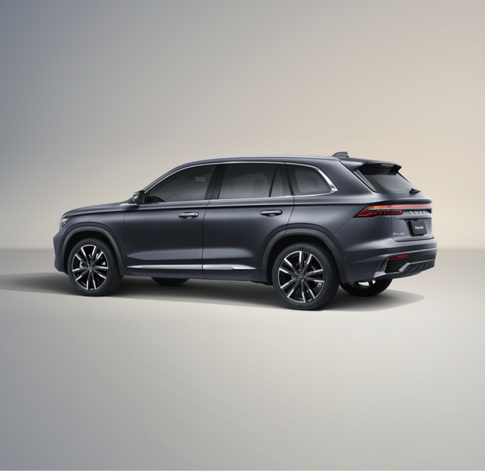 В экстерьере